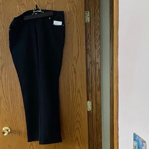 Women ‘s Liz Claiborne Black Pants